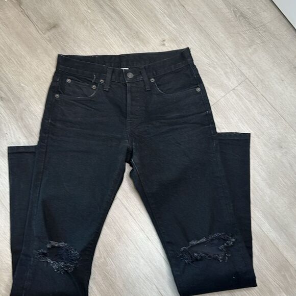 Re/done Levi’s black ripped knee skinny jeans size 28x32 style 302-3mslm32 black - Picture 2 of 5